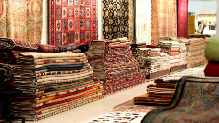 Discover the Art of Iranian Carpets in UAE