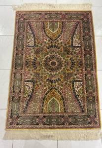 Handmade Iranian Tabriz Pure Silk Carpet – 1.50m x 1.00m | Elegant Small Persian Rug in UAE