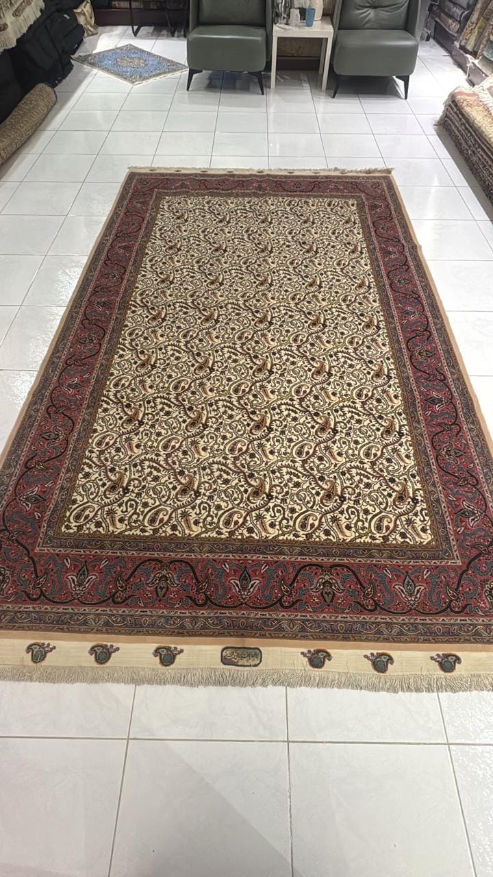 Handmade Iranian Tabriz Wool & Silk Carpet – 2.00m x 3.00m | Premium Persian Craftsmanship in UAE